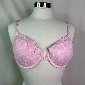Victoria's Secret Size 36C Light‎ Pink Lace Bra